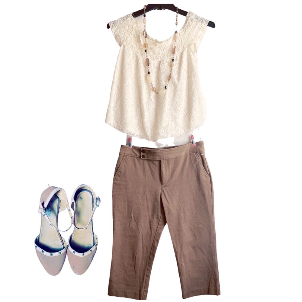 Chaps Classic Capri Khaki Pants , Relaxed Fit Capri Pants , Womens Capri Jeans